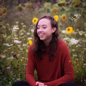 Meet your Posher, Laurel